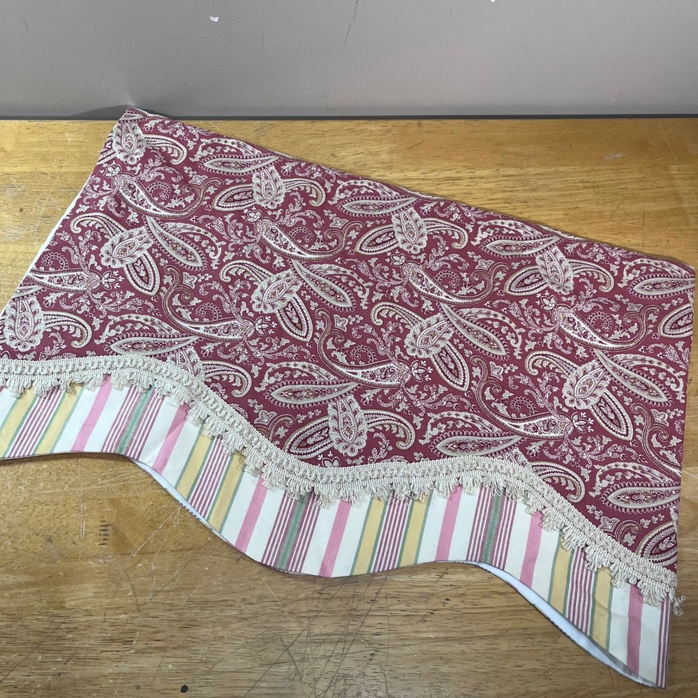 Vtg Double Layer Scalloped Valance 50x16 Burgundy Paisley Striped Fringe Trim